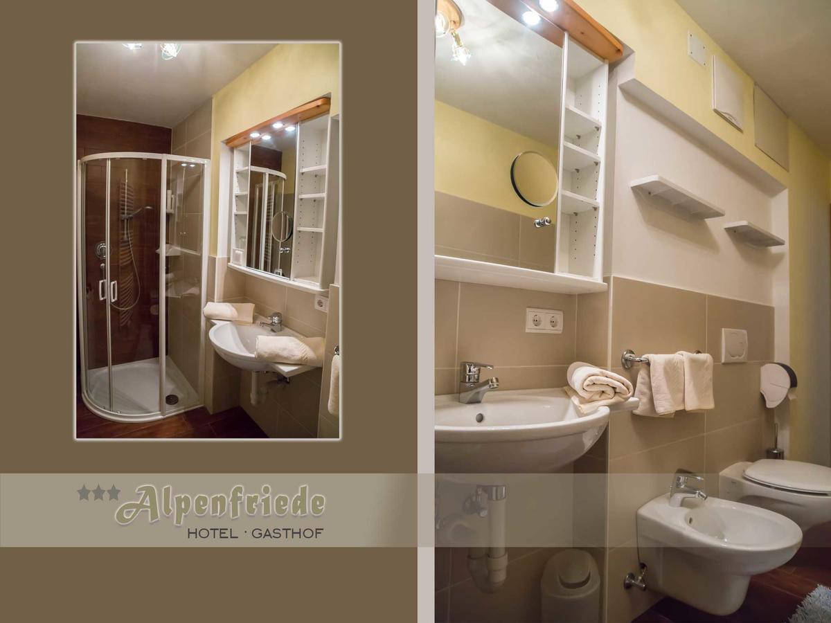 Hotel Alpenfriede Curon Venosta Esterno foto